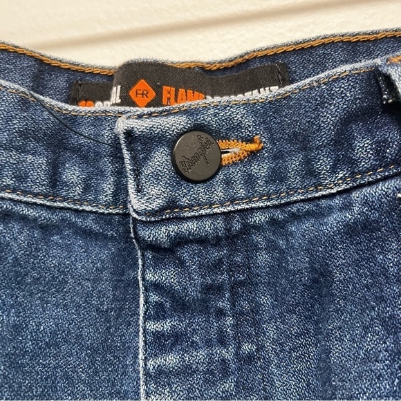 Wrangler 13 Original Flame Resistant Jeans. Size 36x32 - Picture 9 of 15